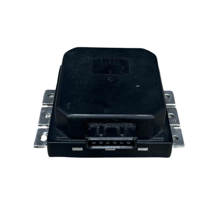 Volvo Ontstekingsmodule B21E+B23E Let op: RUIL statiegeld � 100.00 1269118 Volvo onderdeel nr 0227100018R
