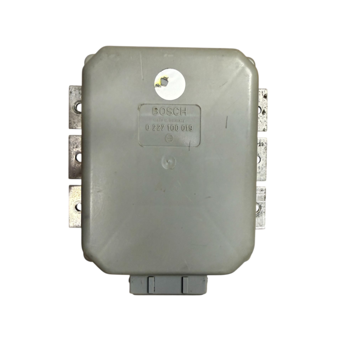Volvo Ontstekings module B27E + B28E ECU Let op: RUIL statiegeld � 100.00 1269118 Volvo onderdeel nr 0227100019R