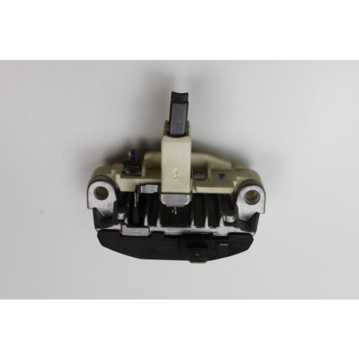 Bosch Spanningsregelaar Fabrikantcode: 1 197 311 520 NOSMerk: Bosch Min.14V 14.1V EAN: 3165141788303