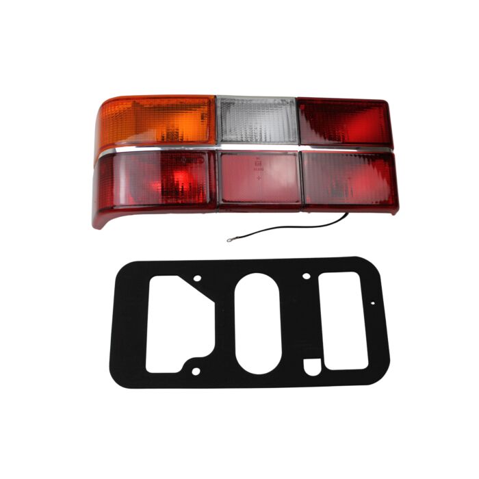 Achterlicht 240 244 242 262 sedan links 1979-1989 (chroom type) huismerk 240