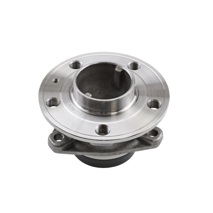 Wielnaaf  achter XC40