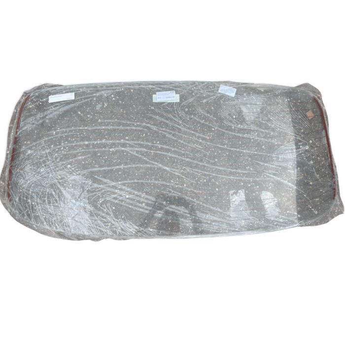 Volvo Achterruit ruit achter P1800 coupe verwamd blank (673683) Volvo onderdeel nr 673683