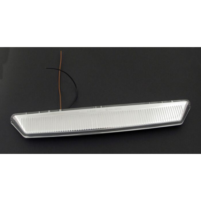 Volvo Kentekenverlichtings huis koffer 140+164 144 142 Volvo onderdeel nr 677746