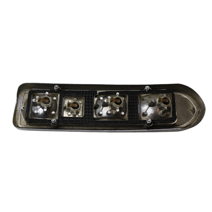 Achterlichthuis links, Volvo P1800E/P1800ES, Gebruikt, 682687
