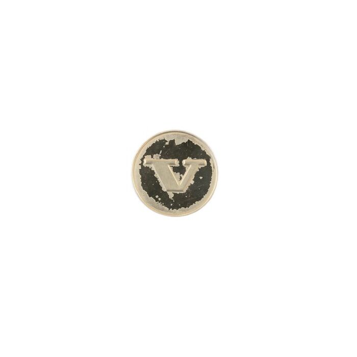 Navkapsel, original Volvo Emblem for Volvo 240 Series, 242, 244, 245, Used