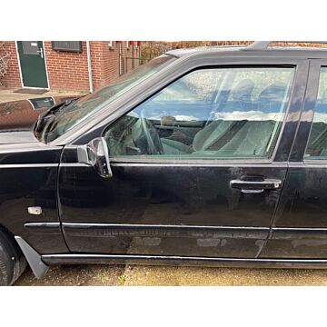 deur portier links voor volvo V70 zwart 019 bestuurderskant