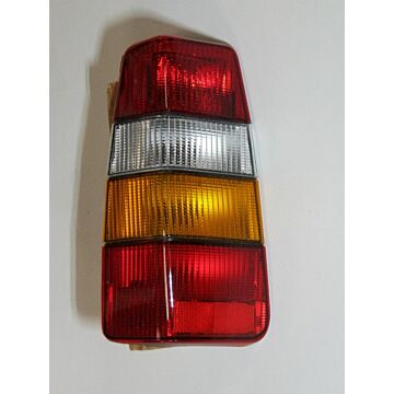 Achterlicht 245+265 links compleet met oranje knipperlicht glas 1981+ 240 polar estate 240 260  origineel niet meer lverbaar zie 1372489_B