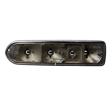 Achterlichthuis links, Volvo P1800E/P1800ES, Gebruikt, 682687